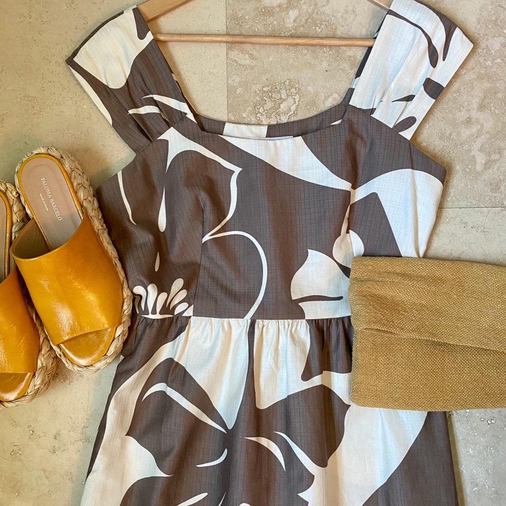 Tori Richard tan and cream floral print dress sz 8